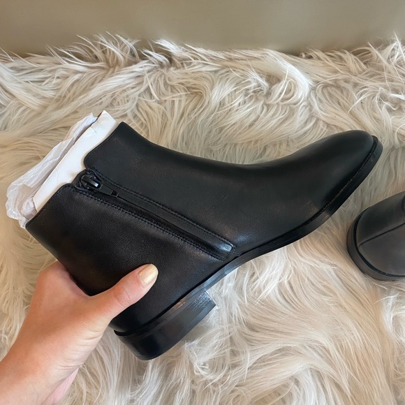 Kate Spade Bacall black leather booties - Picture 4 of 9